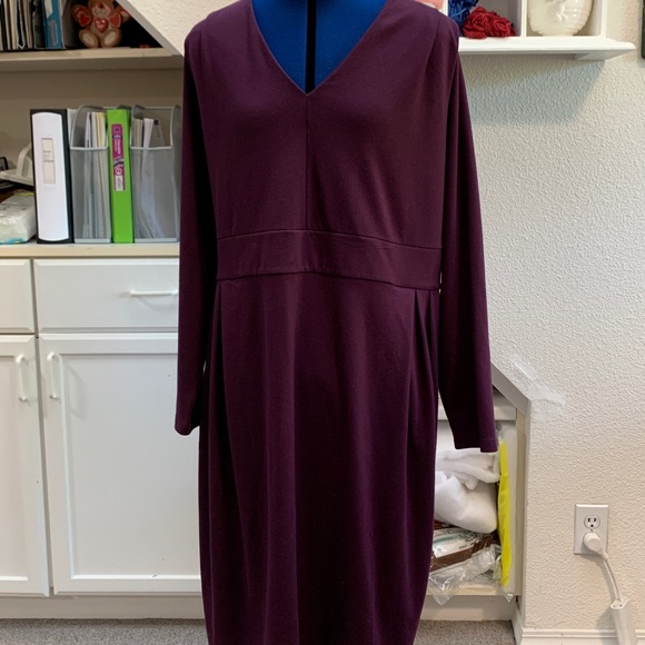 Land’s End eggplant color heavy knit dress with pockets. Never worn. Size 2x. - Picture 1 of 5